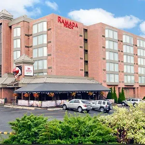 2* Hotel Ramada Coral